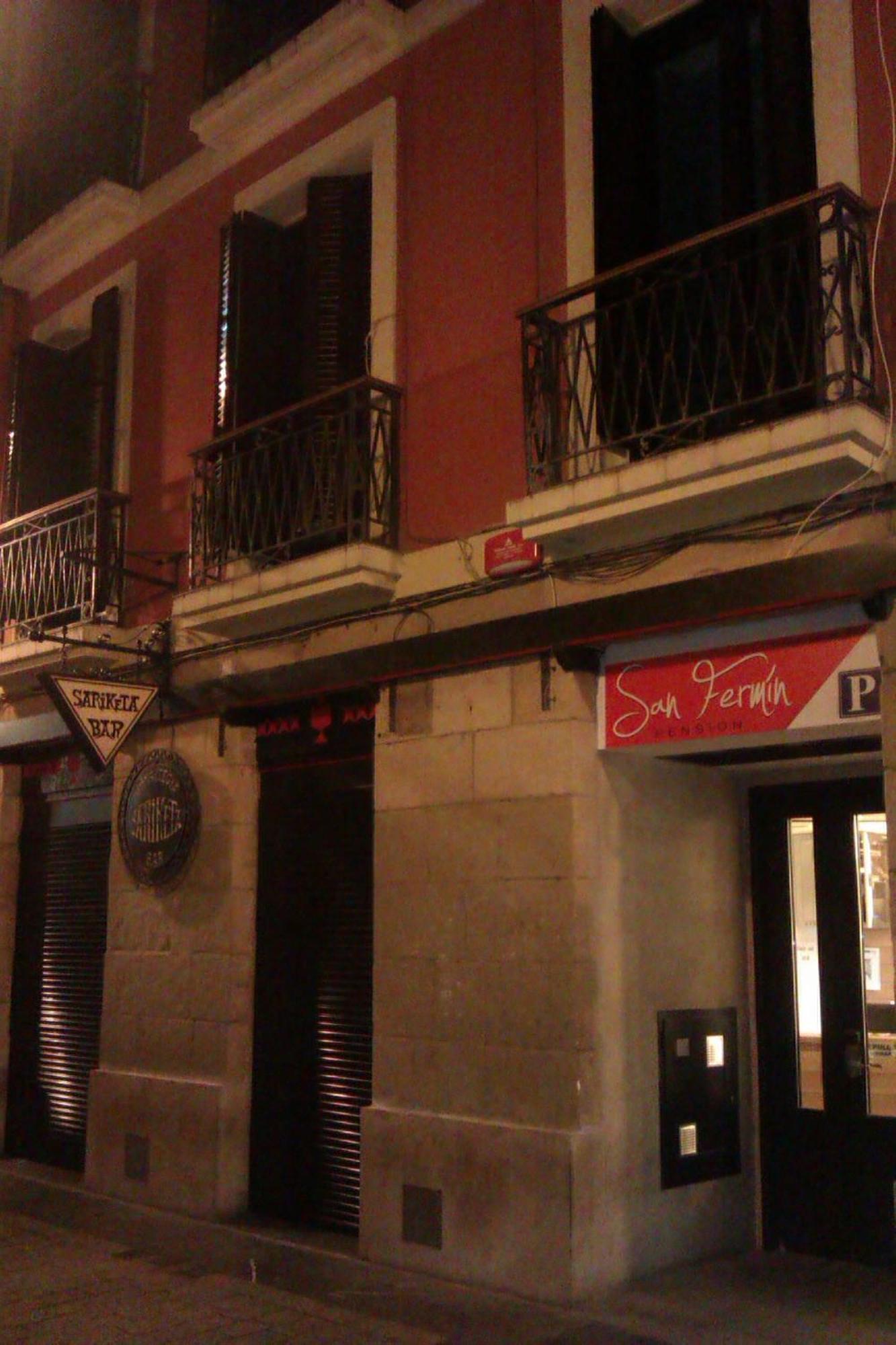 Pension San Fermin San Sebastián Esterno foto
